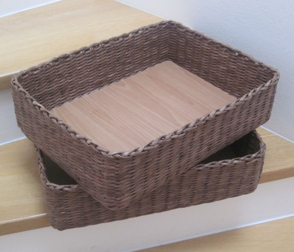 šuplík do police